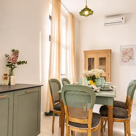 Appartement Aura Jeziora 2 *